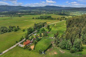 Ev.č. 01684 Venkovský resort na Šumavě s výhledem na Lipno |