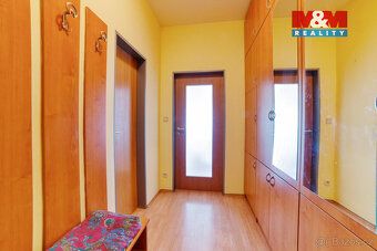 Pronájem bytu 1+kk, 32 m2, v pátém patře rezidenčního domu K