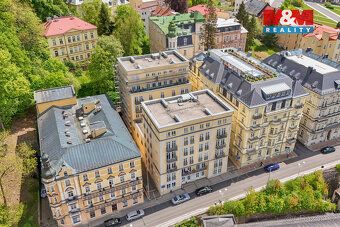 Pronájem bytu 1+kk, 32 m2, v pátém patře rezidenčního domu K
