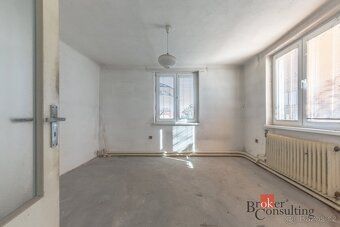 Prodej domu 3+1, pozemek 347 m2, obec Hudlice, okr. BerounNa