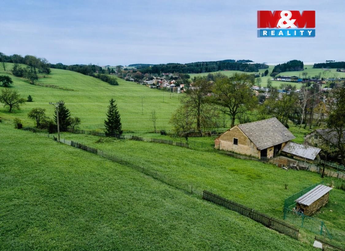 Nabízíme k prodeji stavební pozemek o výměře 1 716 m² v klid