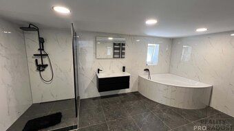 Nabízíme k prodeji rodinný dům 3+1 o velkorysé ploše 100m². 