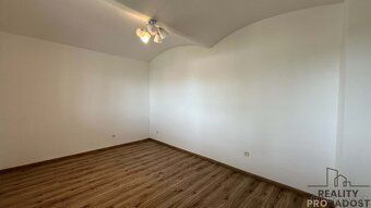 Nabízíme k prodeji rodinný dům 3+1 o velkorysé ploše 100m². 