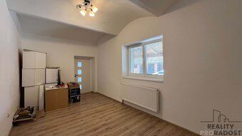 Nabízíme k prodeji rodinný dům 3+1 o velkorysé ploše 100m². 