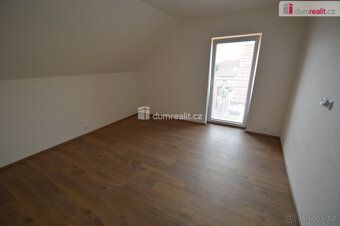 +popl. 3500, +elektřina, pronájem 3kk 87m² Podolanka, U Pejř