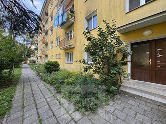 Ev.č. N09416 Nabízíme k pronájmu světlý a prakticky řešený b