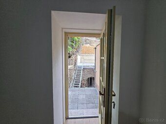 Nabízím k prodeji moderní apartmány 2kk na náměstí v Jáchymo