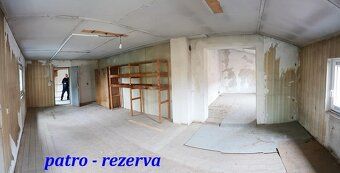 Nabízíme vjezdové skladové prostory 300 m2 po rekonstrukci, 