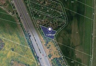 Prodej pole (orná půda) u Prahy, Lešany u Nelahozevsi, dva p