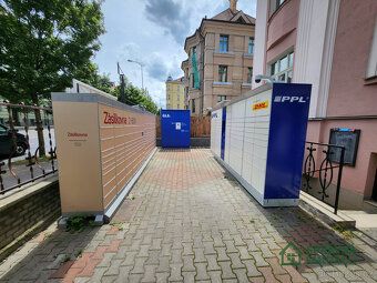 Nabízíme k pronájmu obchodní prostory o výměře cca 120 m² na