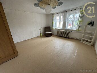 Nabízíme vám rodinný dům o dispozici 5+1 v obci Vrchoslavice