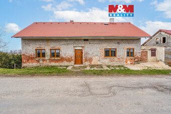 Prodám rodinný dům ve Vysokém Veselí, Mírové náměstí. Dům má
