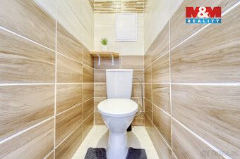 Prodej velmi prostorného bytu 4+1 o užité ploše 79 m² + 7 m²