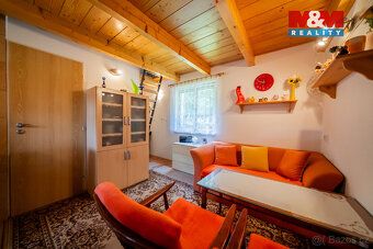 Nabízíme k prodeji zateplenou rekreační chatu z r. 2009, v T