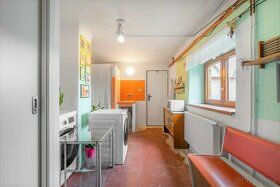 NA PRODEJ ½ rodinného domu o zastavěné ploše 246m² dle KN, v