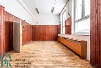 Ev.č. 01163 Nabízíme k pronájmu kancelářské prostory o výměř