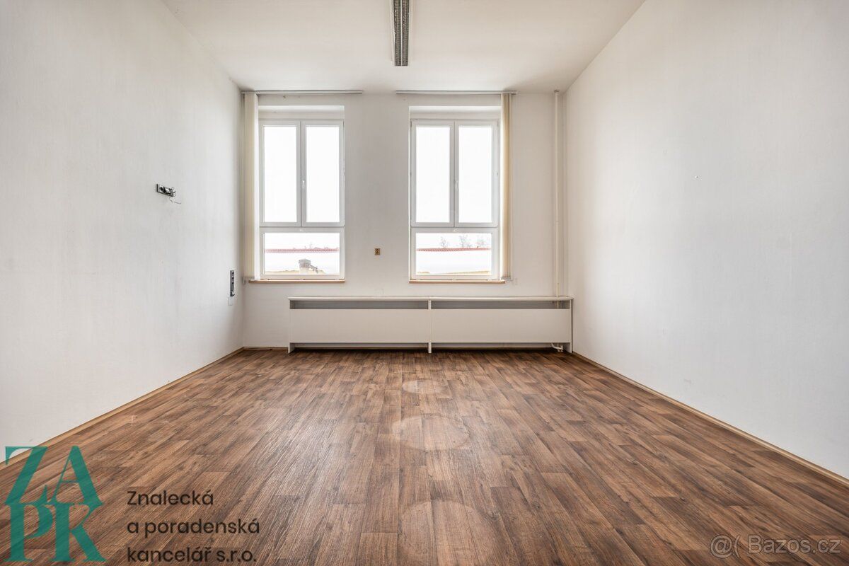 Ev.č. 01161 Nabízíme k pronájmu kancelářské prostory o výměř