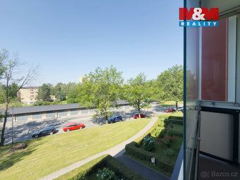 Nabízíme k prodeji byt 2+1 se zasklenou lodžií, v 1.patře a 
