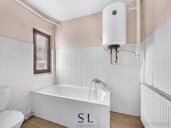 Ev.č. 01606 Rodinný dům 3+1 v klidné části města Mimoň je ur