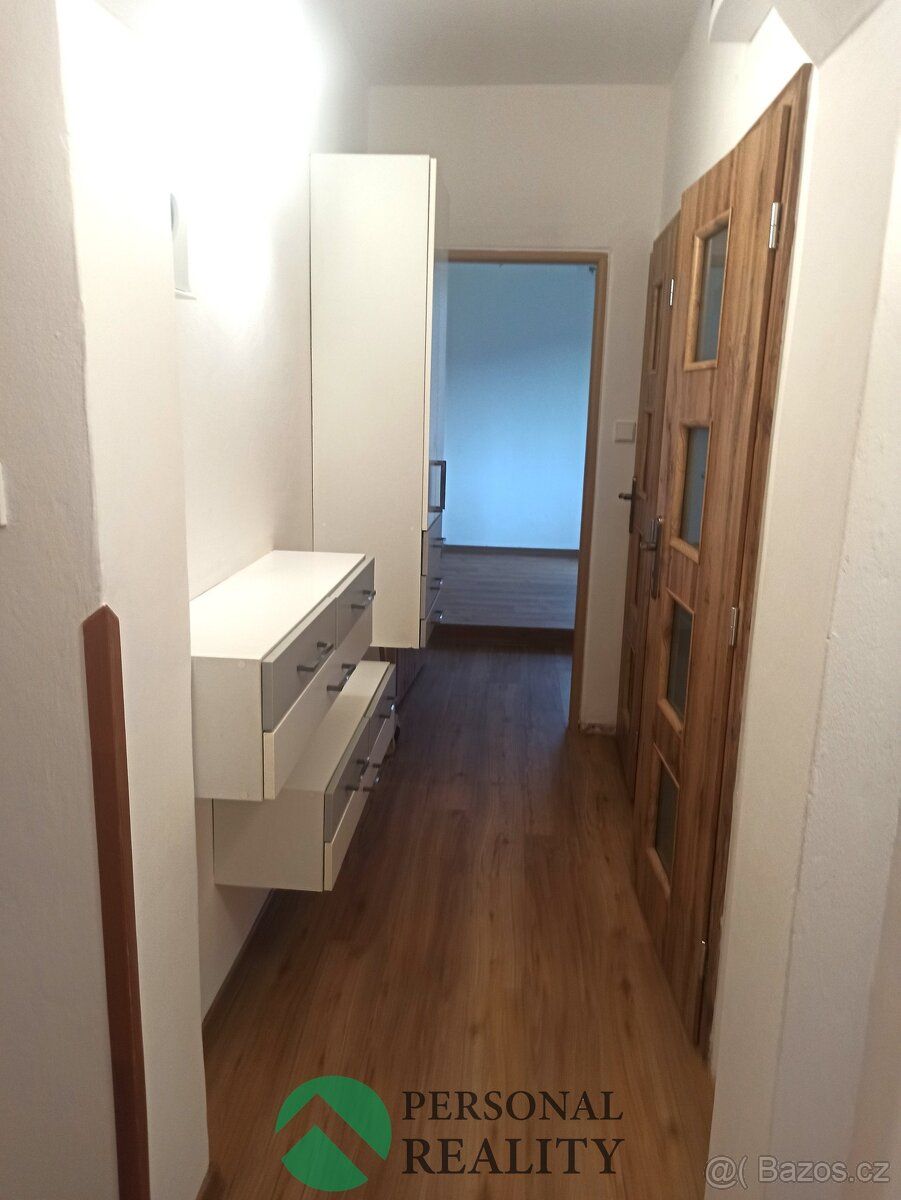 Ev.č. 03143 Nabízíme k pronájmu přízemní byt 2+kk o velikost