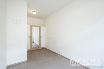 Nabízíme k prodeji světlý, prakticky řešený byt o celkové pl
