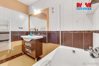 K prodeji cihlový byt o dispozici 3+kk, který je umístěn v k