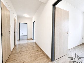 Prostorný byt 3+1 s balkonem po rekonstrukci, ideální pro ro