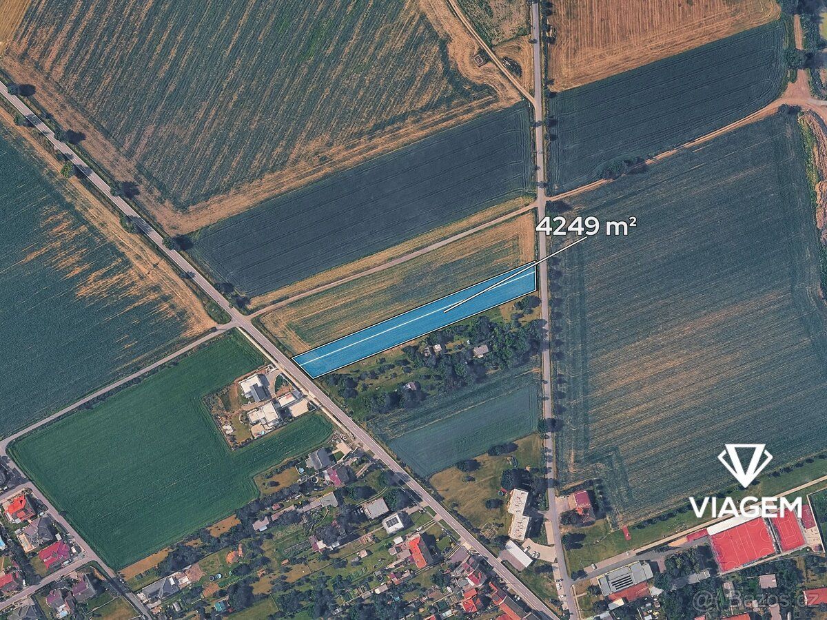 Exkluzivně Vám nabízíme pozemek vhodný ke spekulaci o celkov