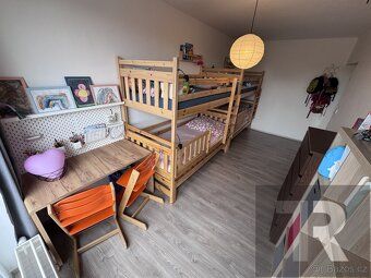 Nabízíme k prodeji byt o dispozici 3+kk s balkónem, garážový
