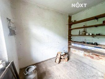 Na prodej je starší rodinný dům s velkým pozemkem o celkové 