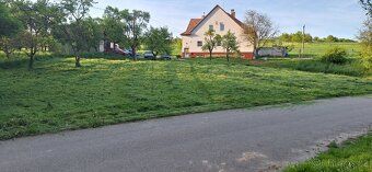 Prodám stavební pozemky v obci Boršice u Buchlovic. Pozemek 