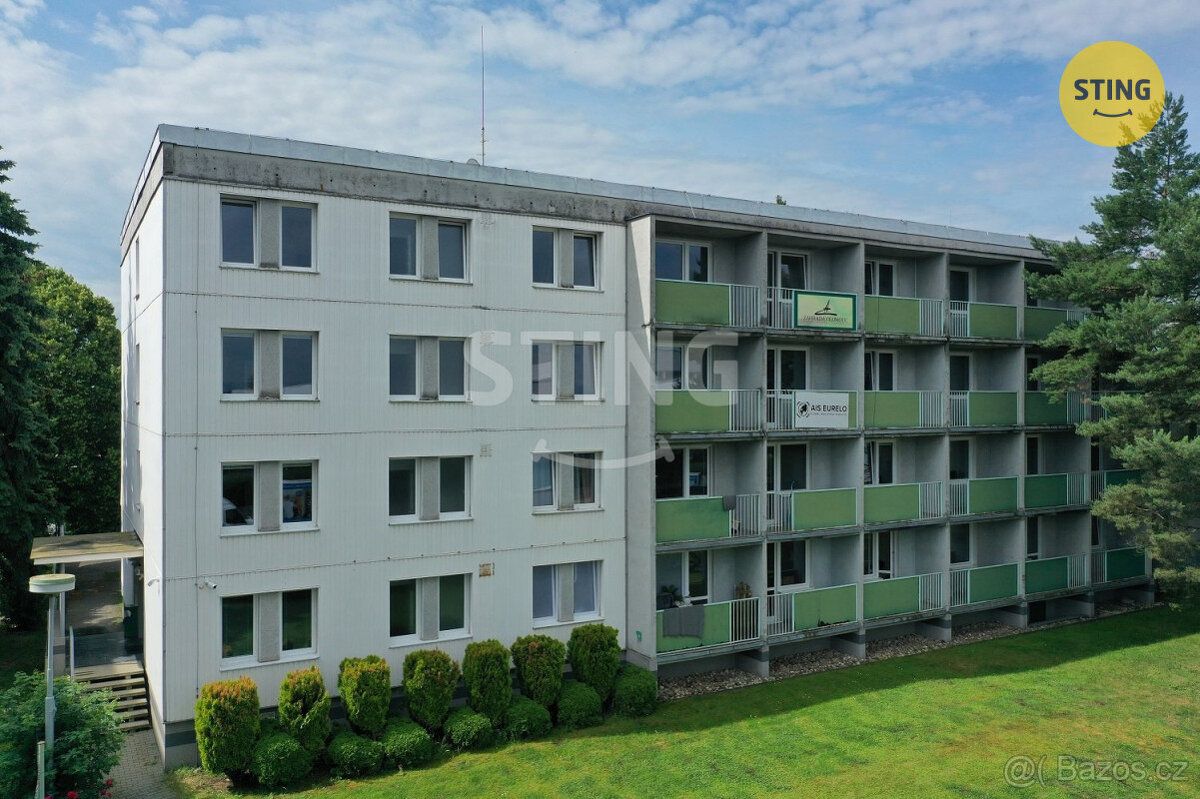 Kancelářské prostory o velikosti 20 m2 s balkonem i bez. Na 