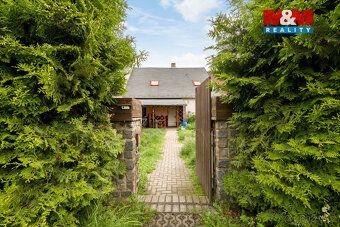 Nabízíme k prodeji útulný rodinný dům v klidné části města V