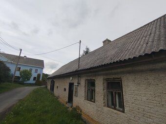 ideální podíl 1/10 rodinného domu v k.ú. Pobučí, obec Jestře