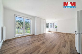 Nabízím dlouhodobý pronájem moderního bytu 2+KK o velikosti 