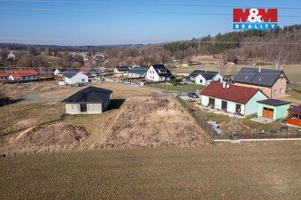 Nabízíme k prodeji stavební pozemek 806 m², v obci Kornatice