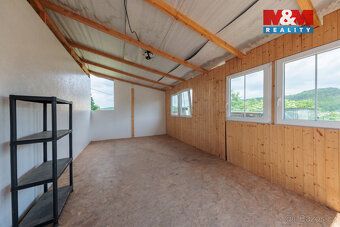 Nabízíme k prodeji rodinný dům o dispozici 4+kk a užitné plo