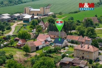 Nabízíme k prodeji rodinný dům o dispozici 4+kk a užitné plo