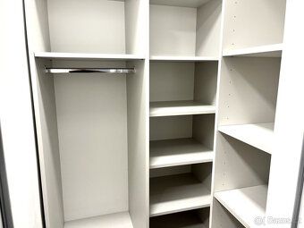 K dlouhodobému podnájmu nabízíme moderní byt o dispozici 1+1