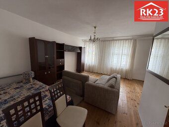 Ev.č. 01919 Nabízíme k prodeji byt 3+1 bytovém domě na ulici