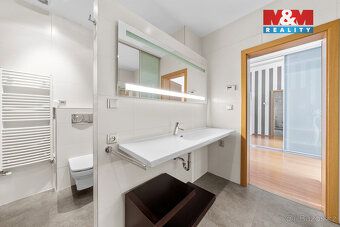 Oferujemy ekskluzywne mieszkanie 3+k o powierzchni użytkowej 81 m² w ostatnim, 6.