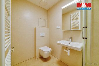 Nabízíme k pronájmu moderní byt 2+kk o užitné ploše 53 m², s