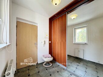 Ev.č. yJSB8775 Naše společnost nabízí k pronájmu kompletně z
