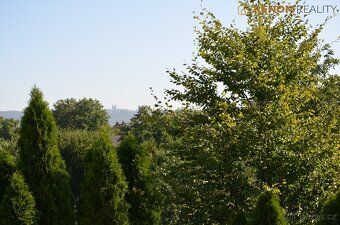 Ev.č. 01034 Prodej bytu s terasou o dispozici 5+1, 147 m2, u