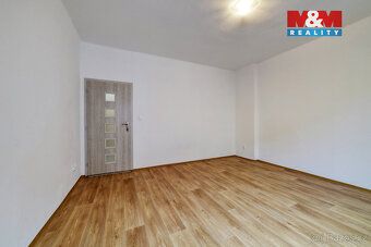 Nabízíme od 1. 7. 2026 k pronájmu ve 2. patře byt 3+1 o celk