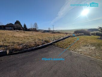 Nabízíme k prodeji stavební pozemek v obci Řepice, okres Str