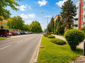 Pronájem kompletně zařízeného bytu 2+kk, 55 m², Hlavní třída