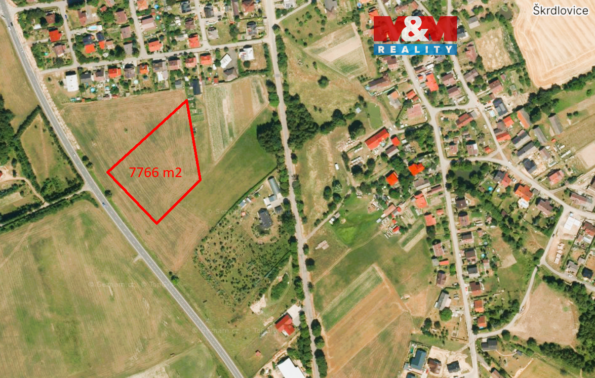 Nabízíme k prodeji komerční pozemek o rozloze 7766 m² v atra