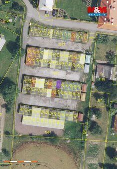 Nabízíme k prodeji garáž ve Valdicích u Jičína o výměře 18 m