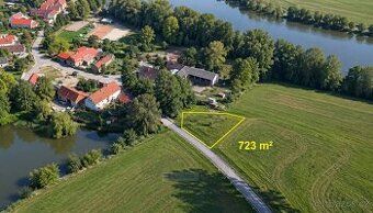 Nabízíme k prodeji pozemek o výměře 723 m², nacházející se v